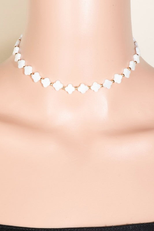 Clover chocker