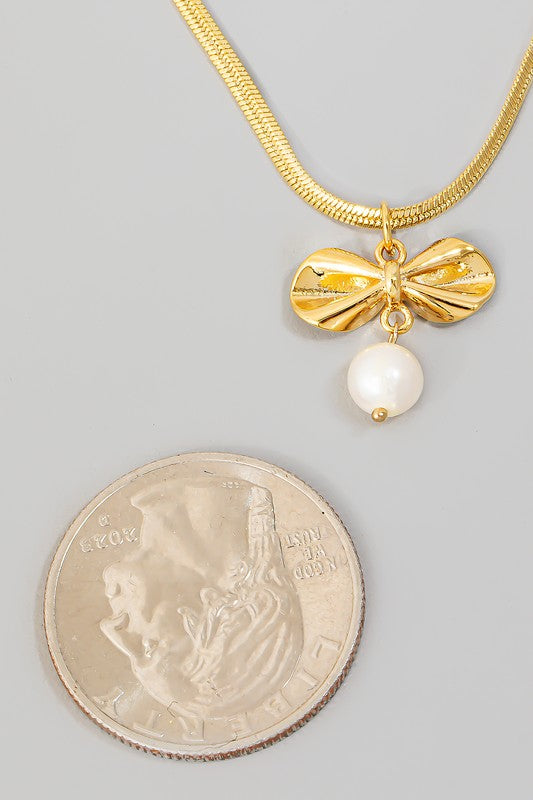 Pearl Bow Pendant Chain Necklace