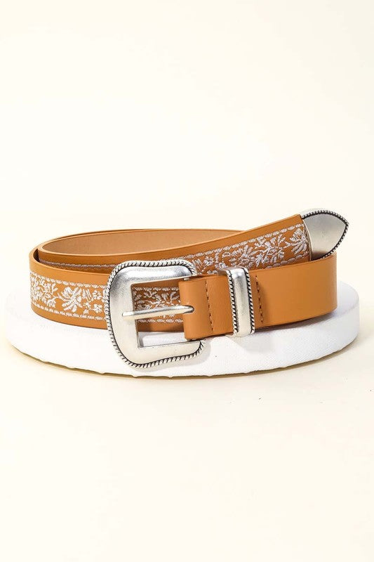 Embroidered Floral Pattern Buckle Belt